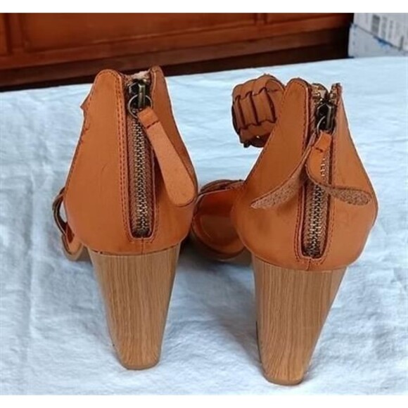 Qupid Heeled Sandal 9 Tan 4" Block Heel Strappy Braid - Picture 5 of 6